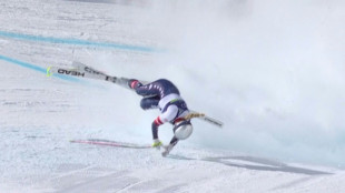 Vonn breaks leg as crashes out in brutal end to Olympic dream