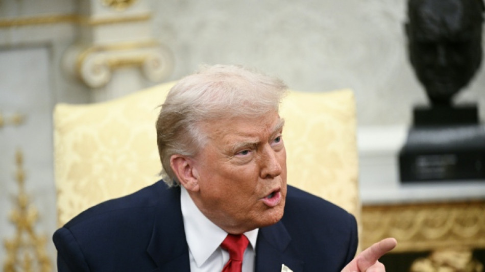 Trump pede pris&atilde;o para democratas que instaram militares a desobedecer ordens