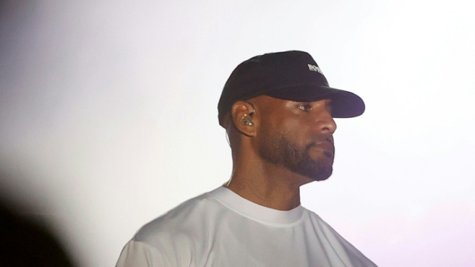 Booba encore poursuivi pour harcèlement, cette fois sur Demdem, compagne de Gims