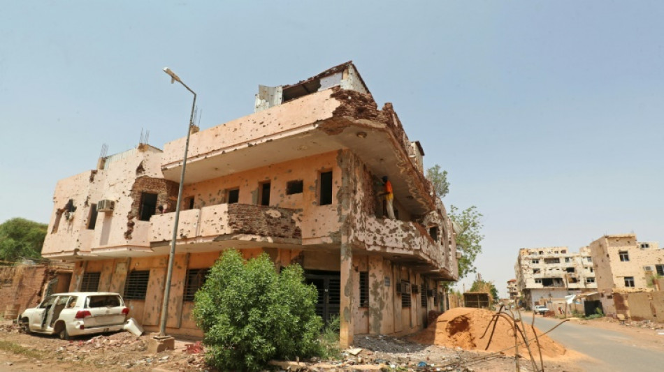 Soudan: dans Khartoum en ruines, la d&eacute;sillusion du retour