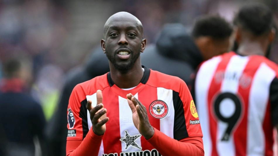 Newcastle's Wissa to see specialist over knee injury