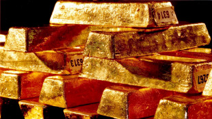 Prezzo oro in calo, Spot scambiato a 4.404 dollari