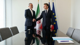 Macron alerta presidente do Irã sobre prazo para evitar sanções nucleares