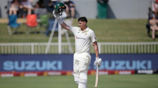 Brilliant Renshaw ton puts Australia in strong position