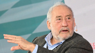 Stiglitz, 'accordo con Trump non vale la carta su cui è scritto'