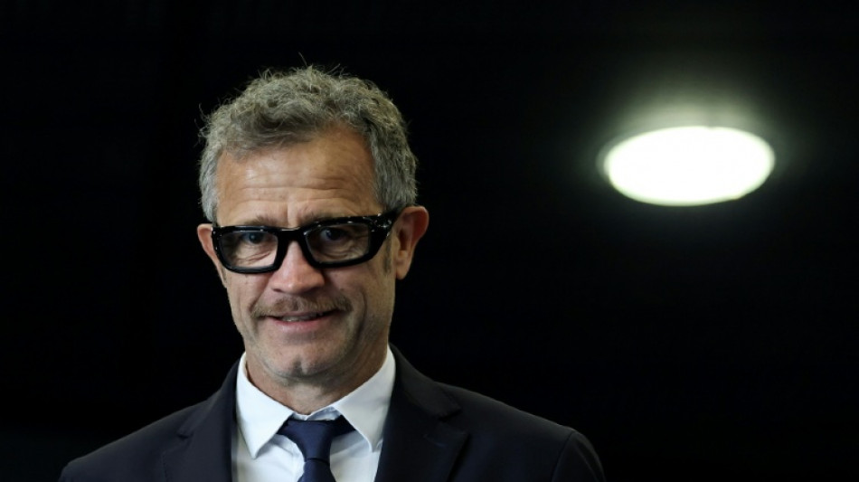 France fired up by chance to retain Six Nations