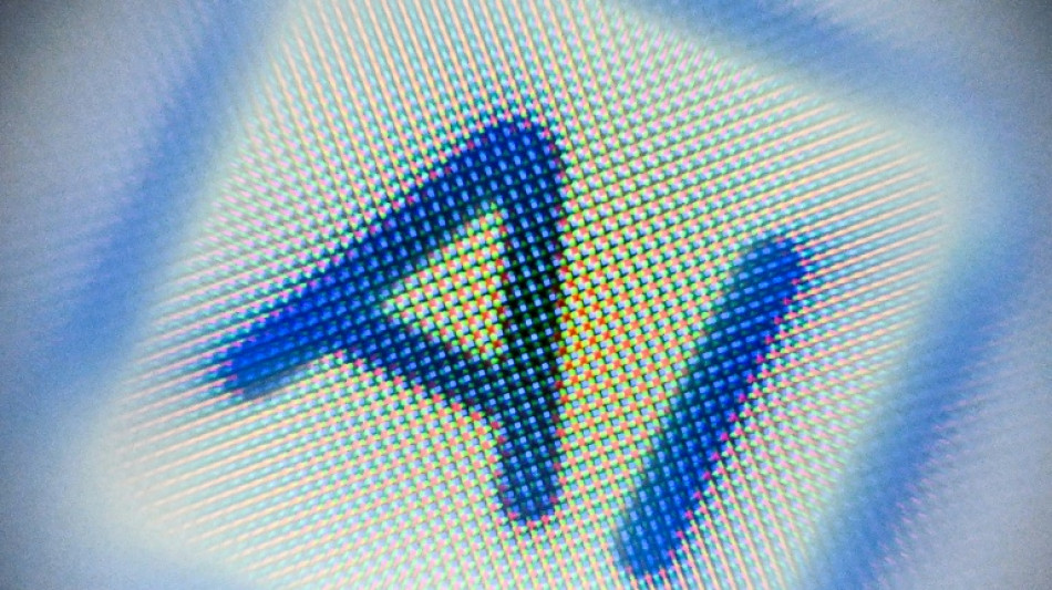 IA, recul des abonnements: le mod&egrave;le &eacute;conomique de l'information en danger, alerte une &eacute;tude