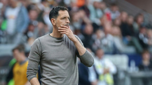 Bis 2028: Eintracht verlängert mit Toppmöller