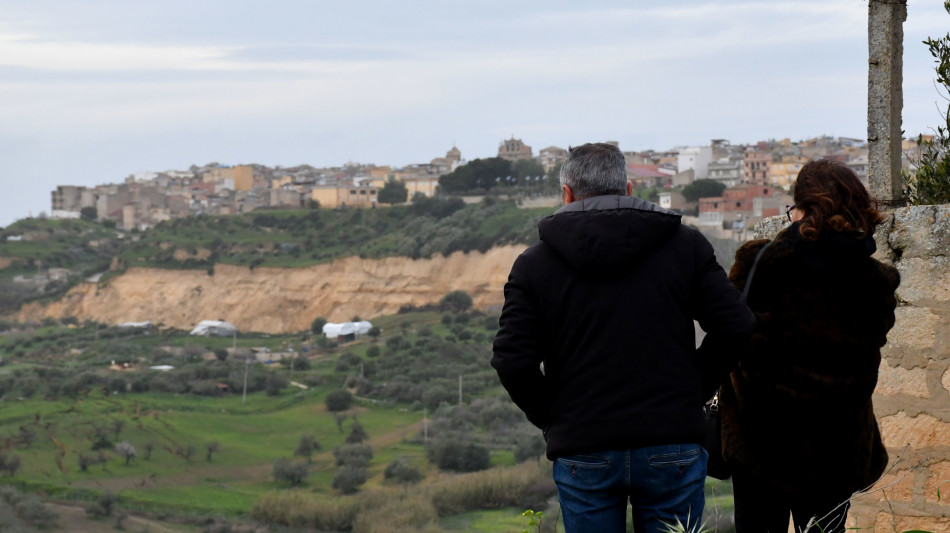 Musumeci, per Niscemi stop alle rate per i mutui