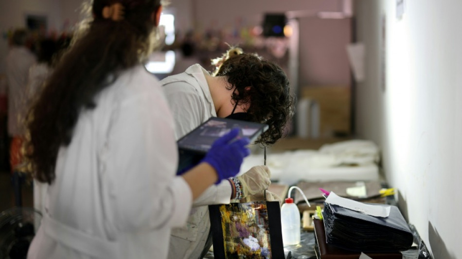 El proyecto que salv&oacute; del barro miles de fotos tras las inundaciones en Espa&ntilde;a