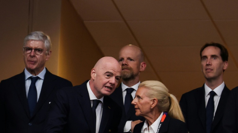 Federa&ccedil;&atilde;o inglesa pede divulga&ccedil;&atilde;o de documentos sobre projeto fracassado de Infantino
