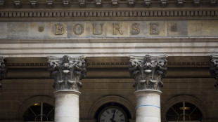 Borsa: Europa contrastata in chiusura, Parigi +1,01%, Francoforte -0,72%