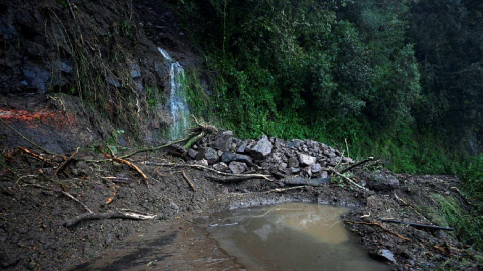 Aumenta muerte y destrucci&oacute;n por intensas lluvias en M&eacute;xico