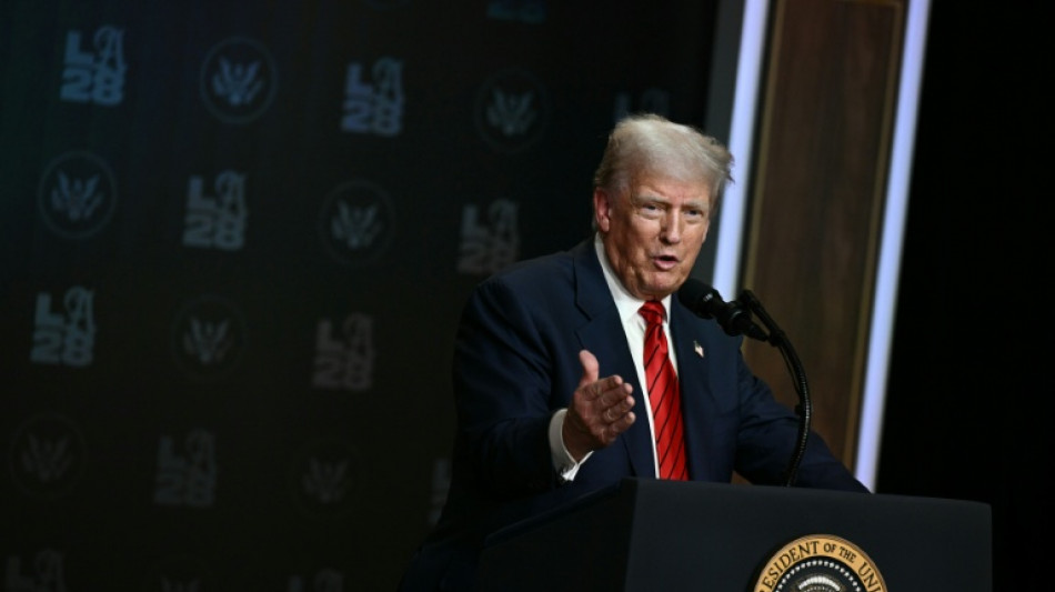 Les nouveaux droits de douane américains entrent en vigueur pour des dizaines d'économies