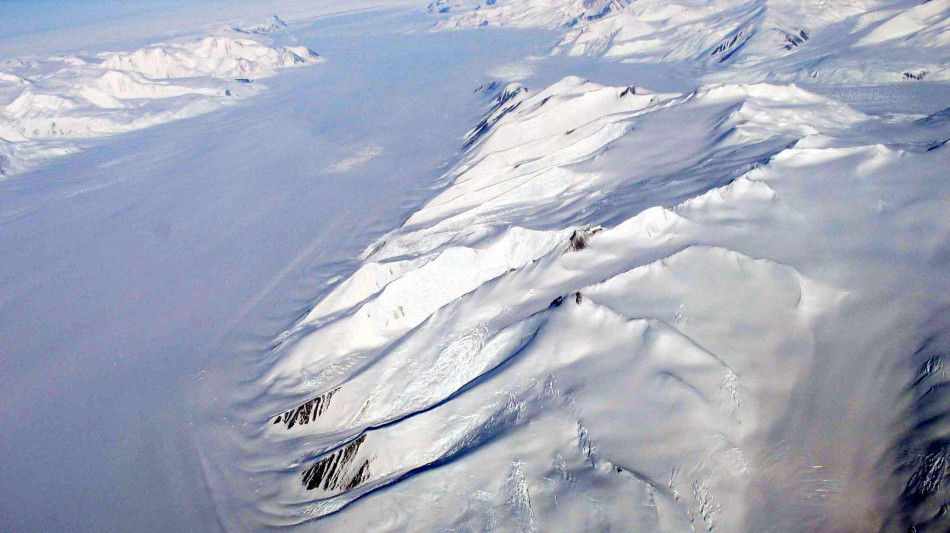 Inuagurato in Antartide l'archivio dei ghiacci, anche quelli delle Alpi