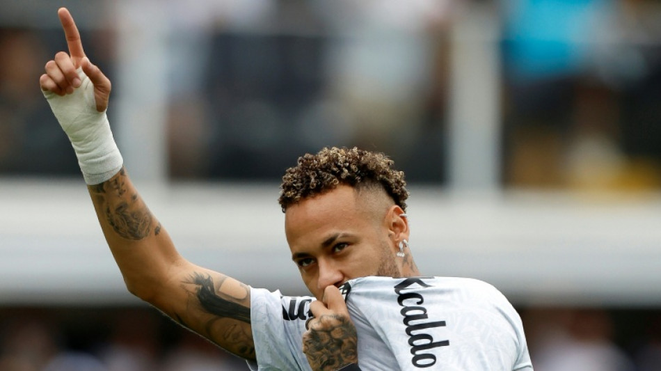 Neymar n&atilde;o descarta se aposentar no fim do ano