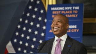 Judge dismisses corruption case against NY mayor