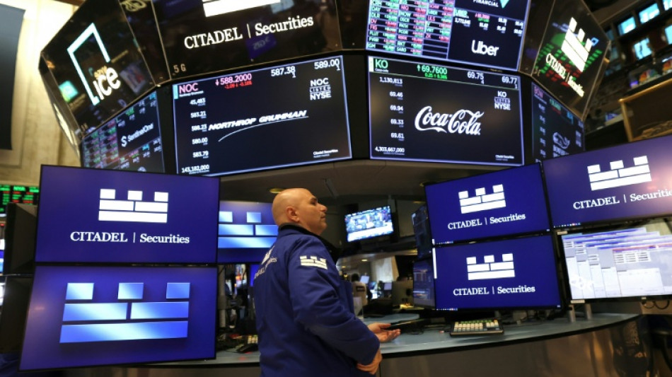 Wall Street avance prudemment, entre résultats et négociations commerciales