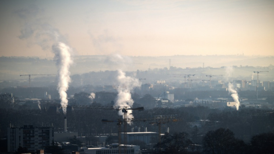 En France, la r&eacute;duction des &eacute;missions de gaz &agrave; effet de serre patine 