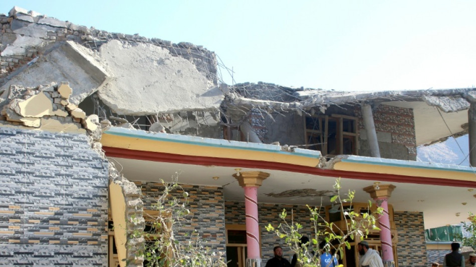 Le Pakistan d&eacute;ment avoir frapp&eacute; l'Afghanistan, apr&egrave;s des raids ayant fait 10 morts