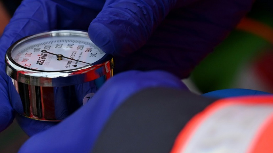 Drei junge Menschen bewusstlos in Wohnung in Nordrhein-Westfalen entdeckt