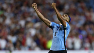 Uruguai de Bielsa confirma favoritismo com pé no acelerador