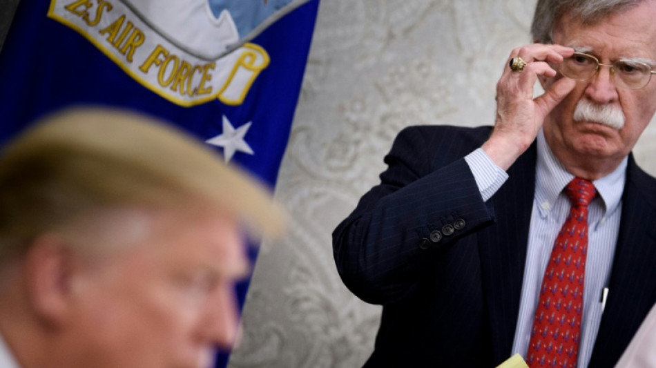 Ex-assessor de Trump e hoje opositor, John Bolton é indiciado nos EUA