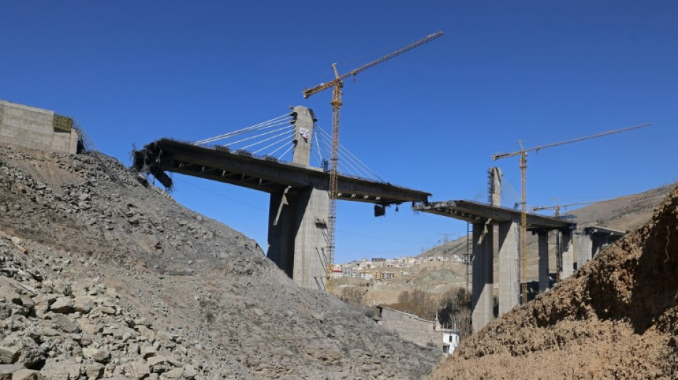 Zerst&ouml;rung von Irans gr&ouml;&szlig;ter Br&uuml;cke: Trump droht mit neuen Angriffen auf Infrastruktur