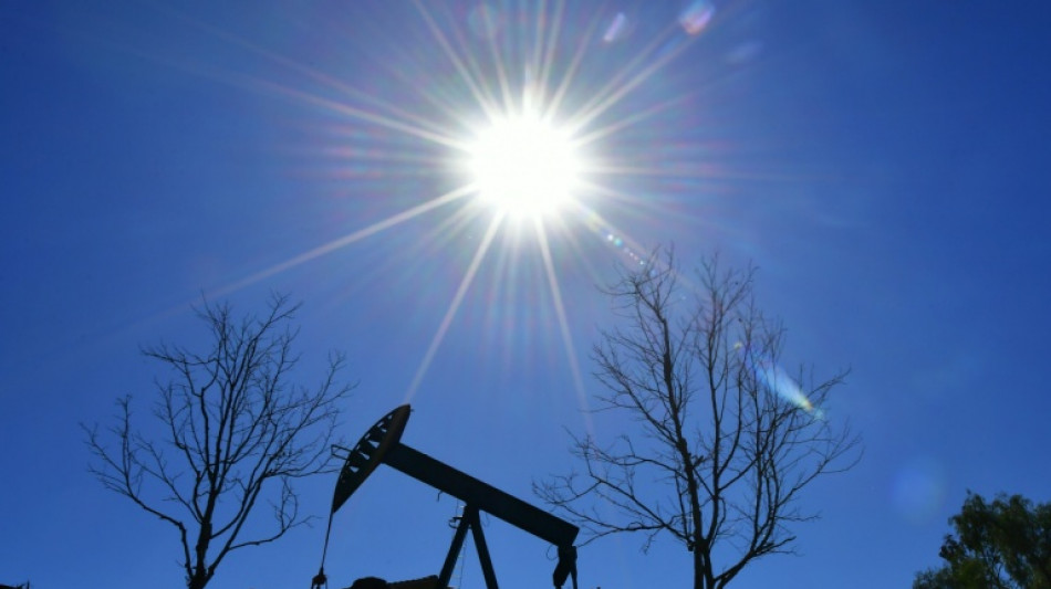 Ukraine: le p&eacute;trole s'envole de plus belle face aux sanctions occidentales contre Moscou