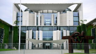 Feuer auf Baustelle nahe Bundeskanzleramt in Berlin - Polizei ermittelt