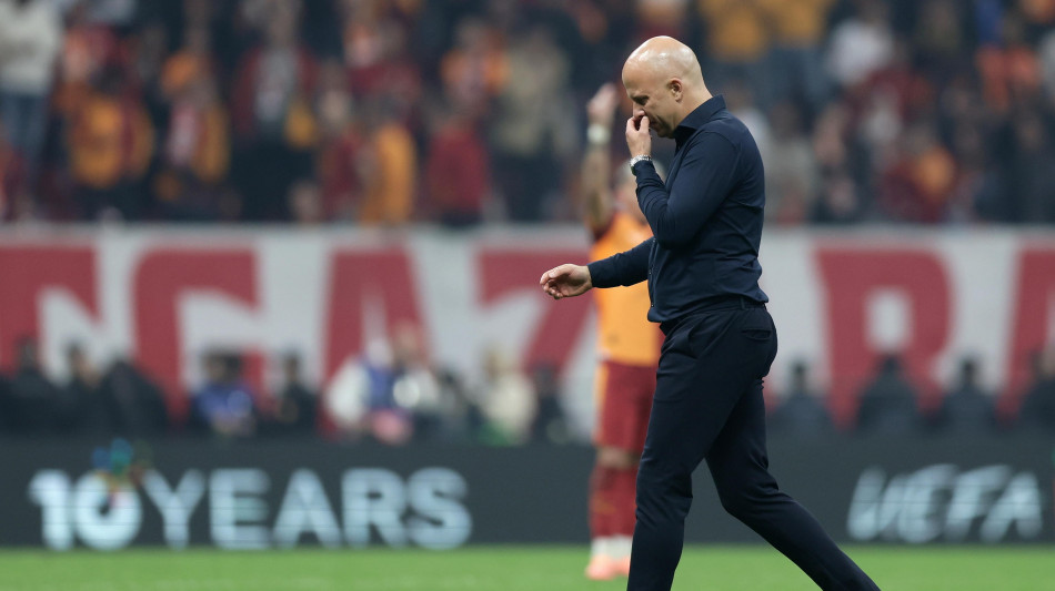 'Genocidio in Palestina'maxi striscioni in Galatasaray-Liverpool