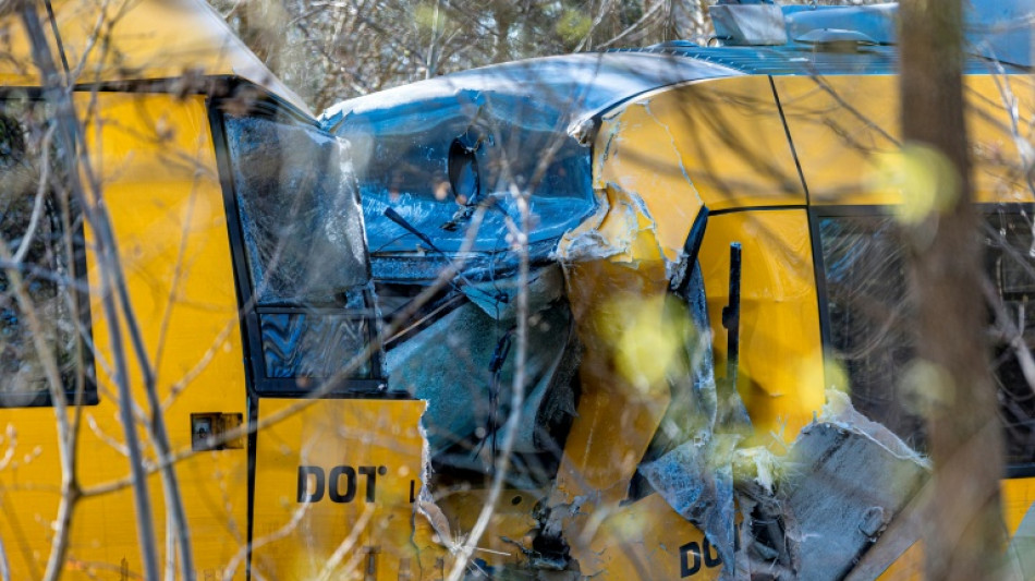 Colis&atilde;o de trens na Dinamarca deixa 17 feridos, cinco deles em estado grave
