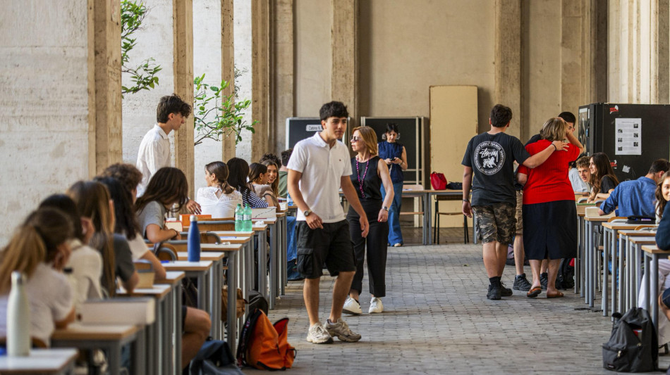 Sì del Senato a dl che ripristina "esame di maturità"