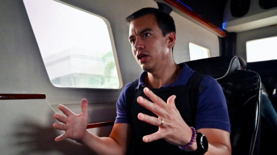 "Nous sommes l&agrave; !": en Equateur, le candidat au second tour Noboa pr&ecirc;t &agrave; en d&eacute;coudre avec les "narcoterroristes"