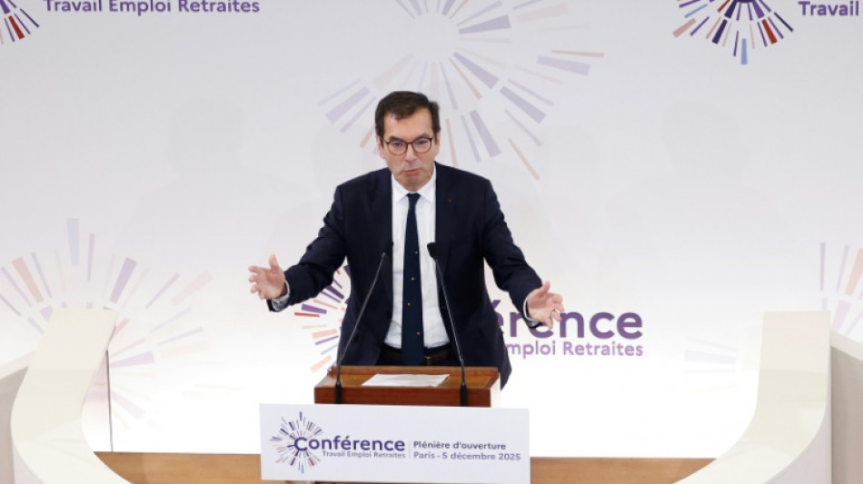 Retraites et travail: la conf&eacute;rence sociale cherche &agrave; voir loin, en plein d&eacute;bat budg&eacute;taire