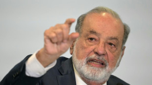 El multimillonario Slim invertirá en nuevos pozos petroleros de la estatal Pemex