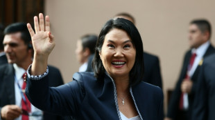 Keiko Fujimori assume o governo no Peru