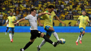 Seleção termina ano mergulhada em um mar de dúvidas