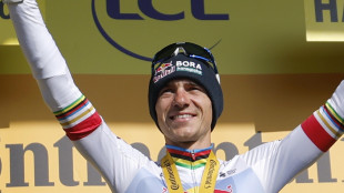 Tour: nuovi test antidoping fuori gara di sera, controllati Evenepoel e Seixas
