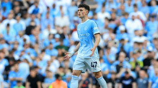 Phil Foden renova com Manchester City at&eacute; 2030