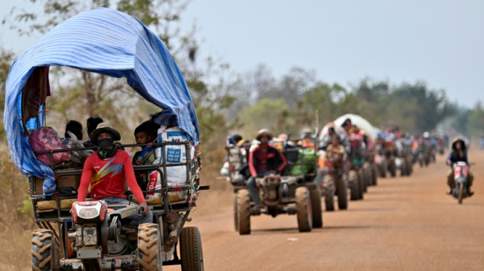 Fighting rages along Cambodia-Thailand border ahead of expected Trump call
