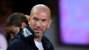 Sele&ccedil;&atilde;o francesa aguarda Zidane, favorito para substituir Deschamps como t&eacute;cnico