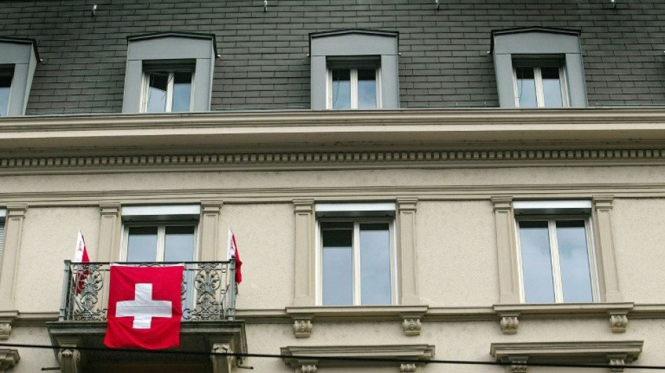 Zurich votes to ban petrol leaf blowers