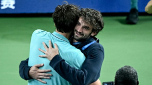 Vacherot e Rinderknech derrubam favoritos e farão final entre primos no Masters 1000 de Xangai