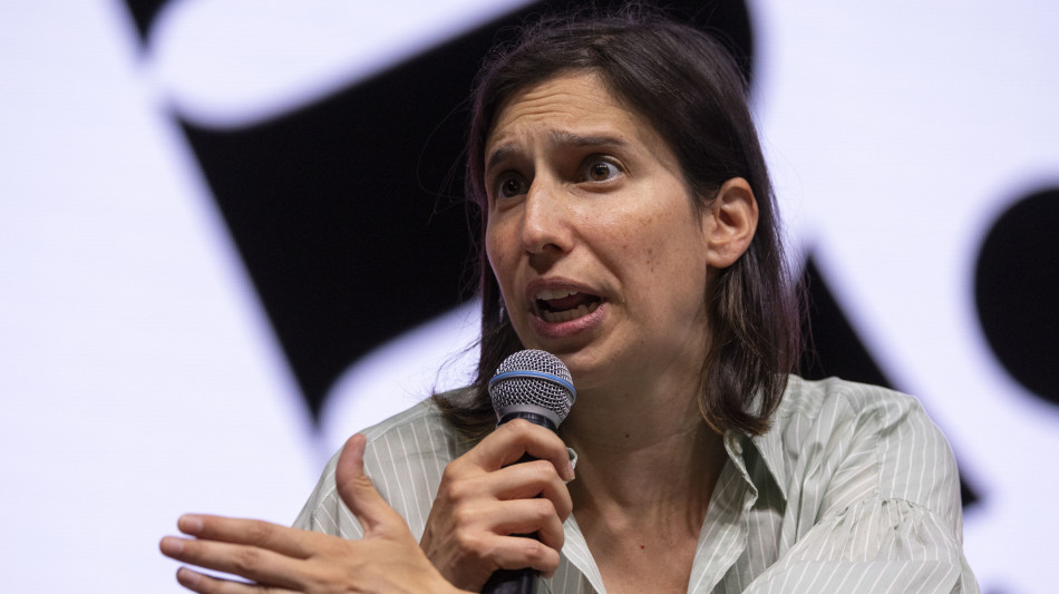 Schlein, 'Meloni non è in grado di dire di no all'amico Trump'