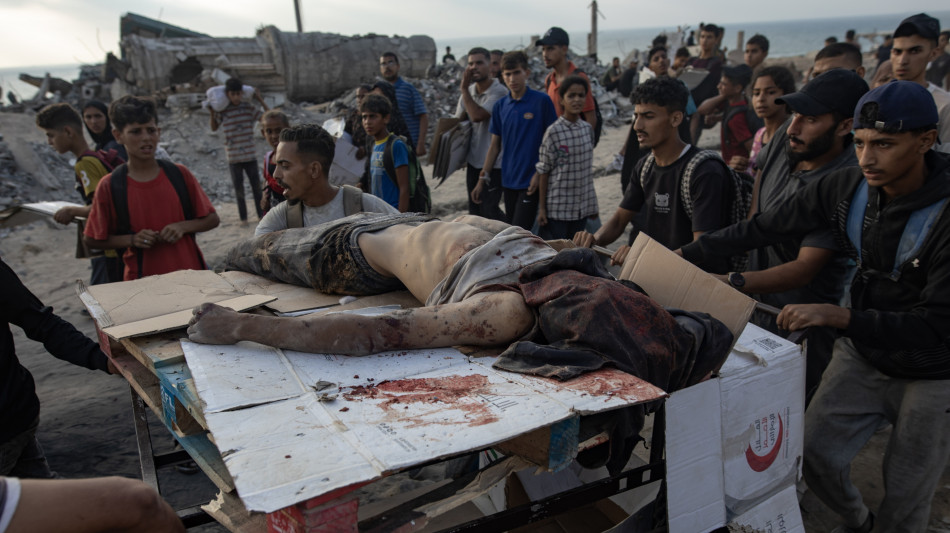 Hamas, 'raid israeliani su Gaza, 79 morti in 24 ore'