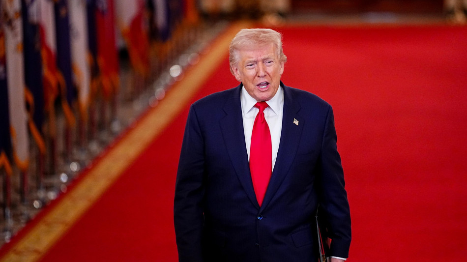 Trump, 'i colossi della difesa Usa quadruplicheranno la produzione'