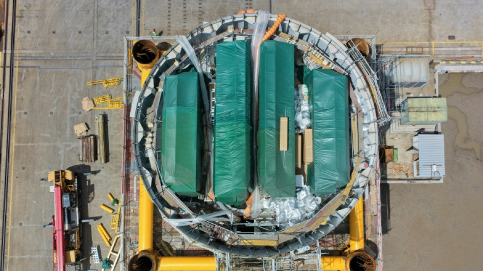 China trials 'energy-saving' underwater data centres