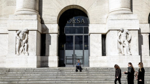 Borsa: Milano chiude in rialzo (+0,41%)