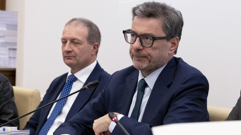 Giorgetti, 'su manovra massacrati da chi può farlo'